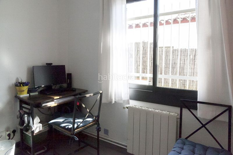 Foto 371b3e26-b87f-44f9-b55e-a53bf54d5e33. Casa aparellada amb calefacció a Sant Celoni