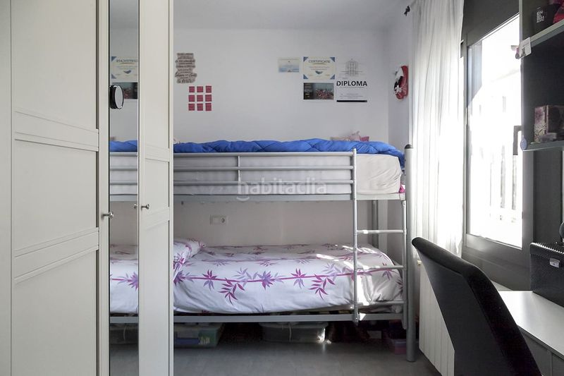 Foto ee73acd1-b112-4589-a9fb-2e6949c7cdd8. Casa aparellada amb calefacció a Sant Celoni