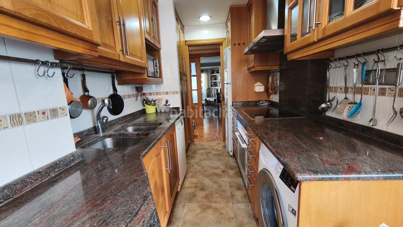 Foto b2be7ad0-4a02-40bf-b5b1-60e9cca49651. Apartamento  con vistas al mar perellonet en Valencia