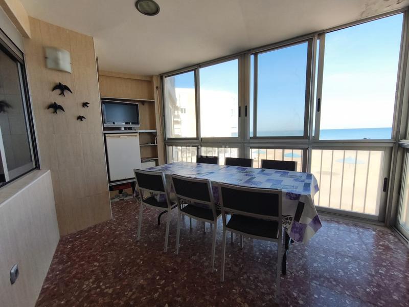 Foto f4d887cf-955e-4654-b5ec-d8d35779e071. Apartamento  con vistas al mar perellonet en Valencia