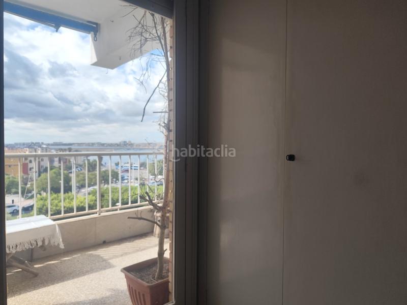 Foto a1c9fb32-728f-4200-ad76-0e7ffa3e3aac. Appartement dans avenida doctor gregorio marañón 7 dans Torrevieja