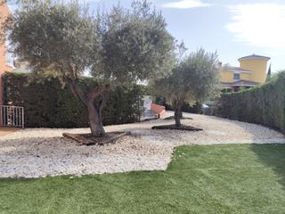 Reihenhaus  Calle los olivos 22. Altorreal, 5 dormitorios, terraza, piscina, 299.000 €