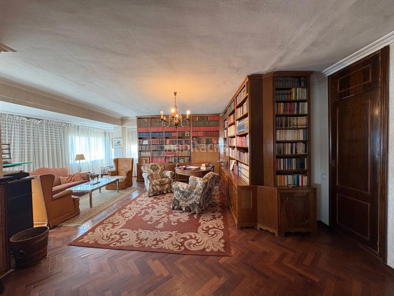 Foto bc2eaffa-a38a-4518-9118-f3a8bea24727. Appartement avec chauffage dans Casco Antiguo Badajoz