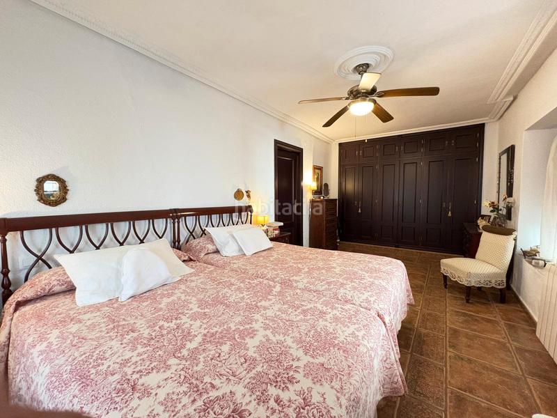 Foto 1a31e69a-396e-4376-8dee-6593449b6833. Casa  con piscina y amplio terreno en Aljucén