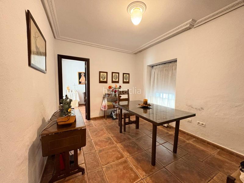 Foto aa1acaa9-263b-4afb-b0c0-28d0e14704cd. Casa  con piscina y amplio terreno en Aljucén