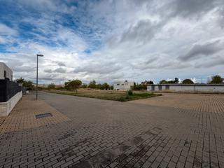 Terreny residencial en Oeste. Parcela para vivienda unifamiliar en zona polgono el prado