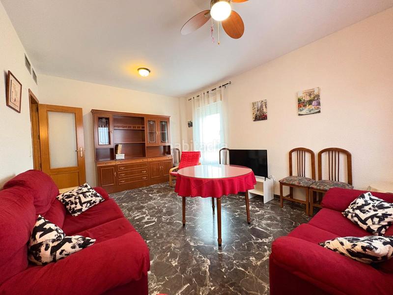 Foto 52eb5130-5ee4-4756-a751-bce3fe85272e. Lloguer pis a avenida constitución 40 a Oeste Mérida