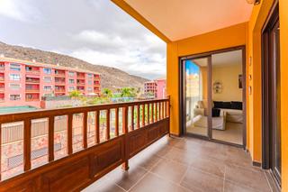 Etagenwohnung  Calle ruiseñor. Se vende piso en palm mar edificio "el mocan"
