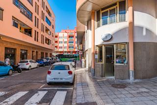Traspàs Local Comercial  Calle mediterraneo. Se traspasa local en el médano, granadilla de abona