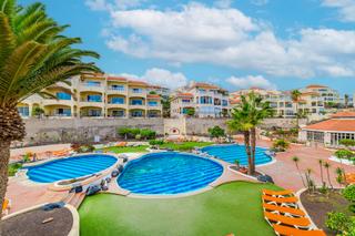 Pis a N/a. Piso en venta en golf park resort