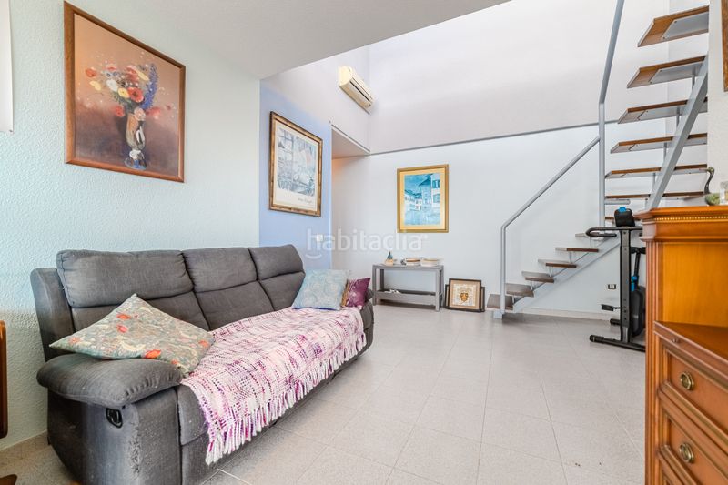 Foto 2b812538-d9f8-41aa-9b42-fb0f68465785. Ático en calle petalo 1 ático en venta en parque de la reina en Arona