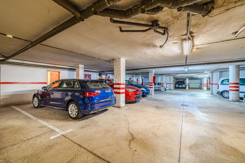 Foto a7715332-4c75-4983-82be-fe80812c6bc7. Ático en calle petalo 1 ático en venta en parque de la reina en Arona