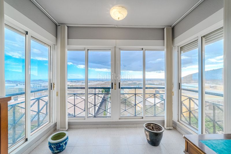 Foto ce123670-2309-454a-9592-74af225e0010. Ático en calle petalo 1 ático en venta en parque de la reina en Arona