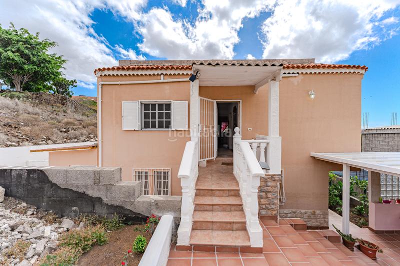 Foto 191f704c-2810-4fc6-b305-d8ec7fff2c1e. Casa  / chalet independiente en venta en Buzanada en Arona