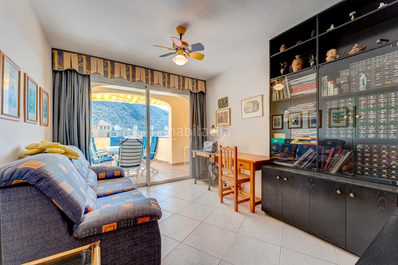 Foto 6235c8ed-9f1b-4417-a913-ec3a97bf0071. Piso  en venta en parque tropical, Los Cristianos, en Arona