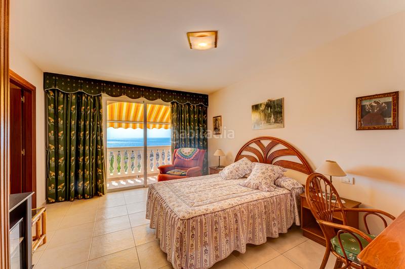 Foto a73d0dd3-866b-4288-978e-73a293d0f13a. Piso  en venta en parque tropical, Los Cristianos, en Arona