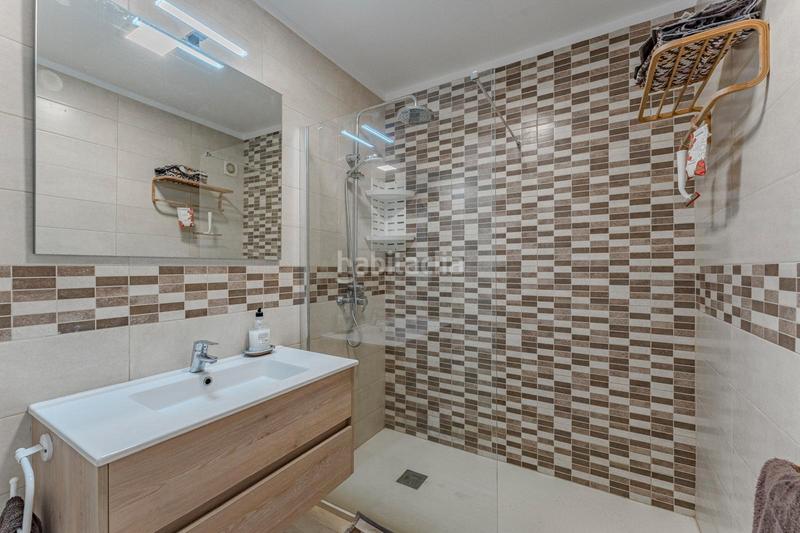 Foto c21c9b54-4420-4175-b840-9eb701737729. Piccolo appartamento con piscina in Playa de las Américas Arona