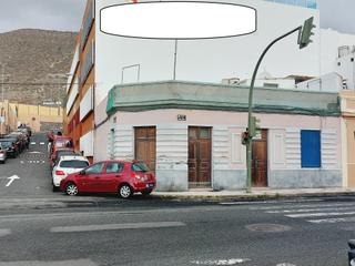 Terreno residencial en San Cristbal - Playa de la Laja. Solar en esquina a la venta en paseo de san jose