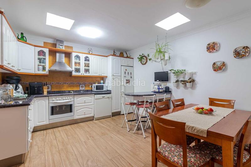 Foto c2475777-e61c-4bb5-8efc-d3d8249a8c74. Casa amb aparcament a Carretera del Centro Palmas de Gran Canaria (Las)