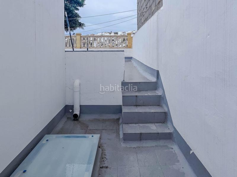Foto ca3ade5f-03e2-45d4-a7da-7174f22ce4bd. Casa amb aparcament a Carretera del Centro Palmas de Gran Canaria (Las)