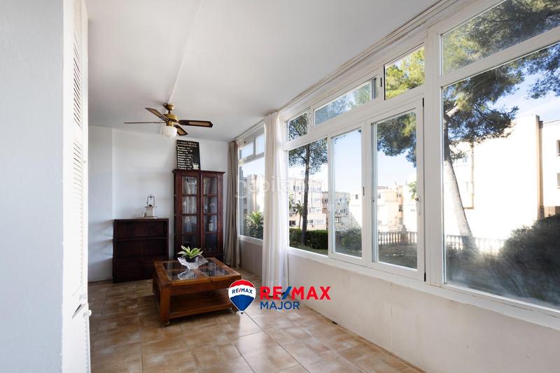 Foto b2caee19-1615-4c04-b59f-1429c4e3e62d. Etagenwohnung mit parking in Costa de la Calma Calvià