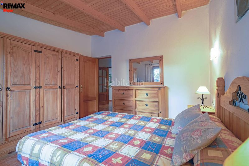 Foto aa03f0ab-8280-486e-a337-7edde102f2fc. Casale con parcheggio piscina in Centro Inca