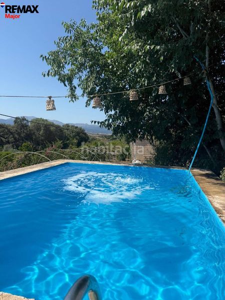 Foto ed32659e-355b-4c21-8111-ec985b3e1b00. Masia a Muro