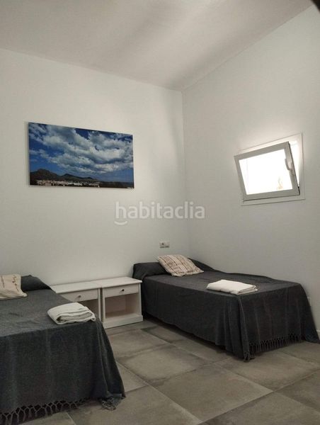 Foto f4f3aec3-f45e-4821-b27b-bf2a68379523. Casa amb aparcament a Muro