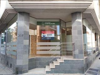 Alquiler Local Comercial en Son Amonda - Reis Catòlics. Magnífico local  comercialoficinas obra seminueva en la concurri