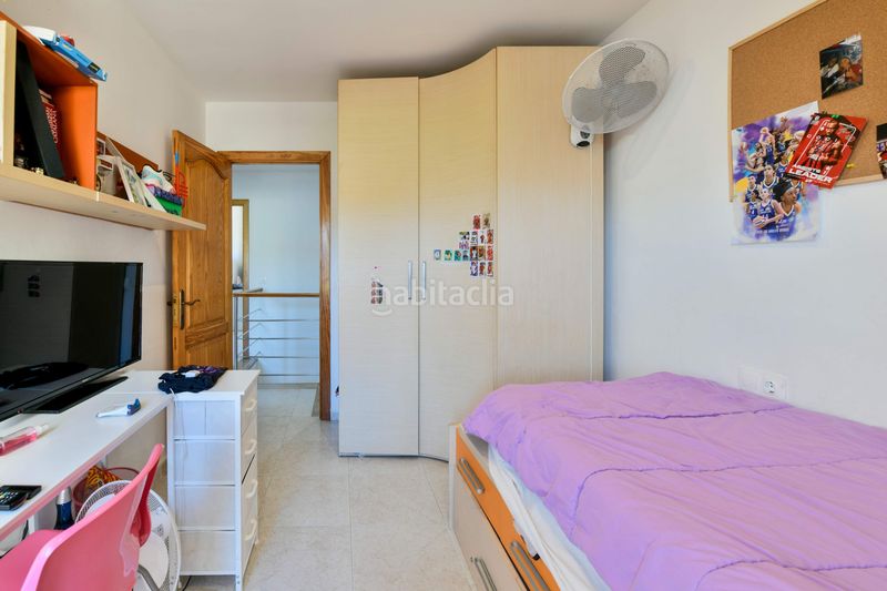 Foto 17db3eda-d7ac-4bcf-a54a-6aa4fdfade75. Casa adossada amb aparcament a port d´Alcúdia-platja dálcúdia Alcúdia