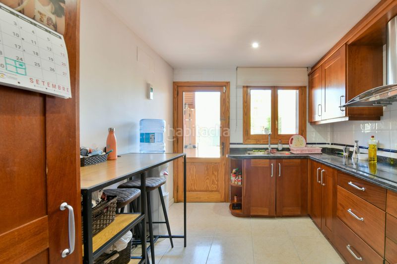 Foto e51c126c-84a8-435f-bec3-625e867d5a68. Casa adossada amb aparcament a port d´Alcúdia-platja dálcúdia Alcúdia
