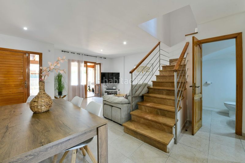 Foto f15b81ee-e1c9-40bd-8595-0d3a44dde011. Casa adossada amb aparcament a port d´Alcúdia-platja dálcúdia Alcúdia