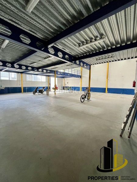 Foto 581d3ccb-e018-431e-a26e-e3da23d60b14. Nave industrial en Béjar