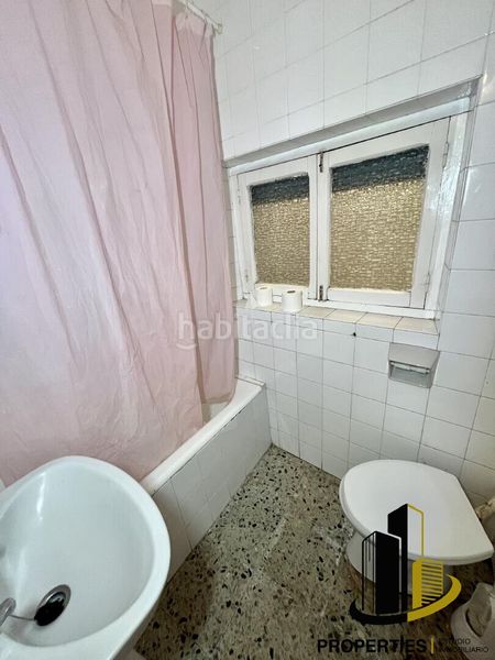 Foto be93fc2e-ccdb-48e8-b01d-82f5a3d46a27. Casa en Ledrada