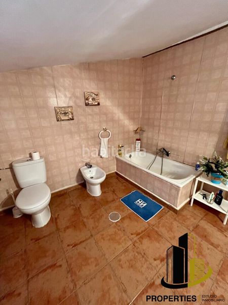 Foto b8a6f5cd-d81e-44d7-8473-fd1a13c68062. Casa a Pedrosillo de los Aires