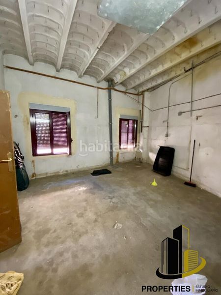 Foto 1ab486e7-f9f0-49b7-bb1a-870dc367c40a. Edifici a Guijuelo