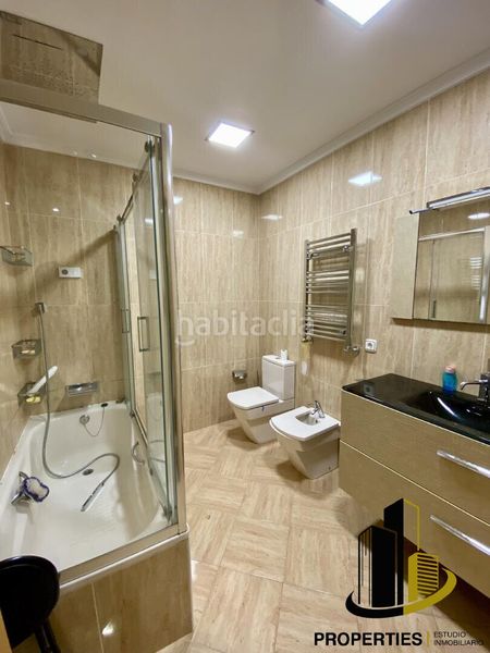 Foto 53588e13-6773-4ad3-ae5c-064686e7a46b. Edifici a Guijuelo