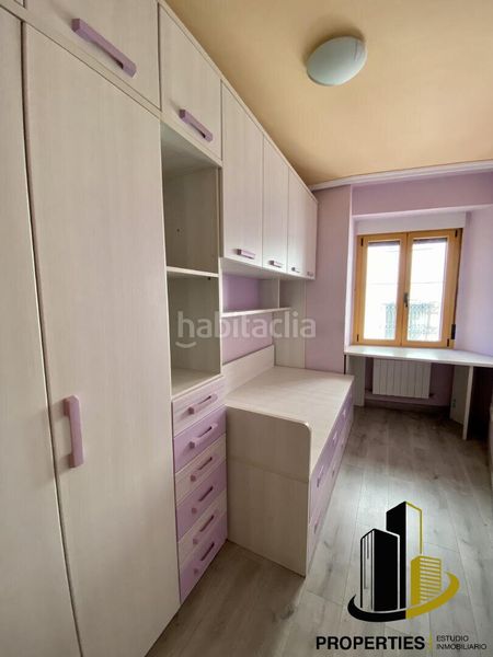 Foto 8cca8acf-26cc-4604-9107-f6749aad0b13. Edifici a Guijuelo