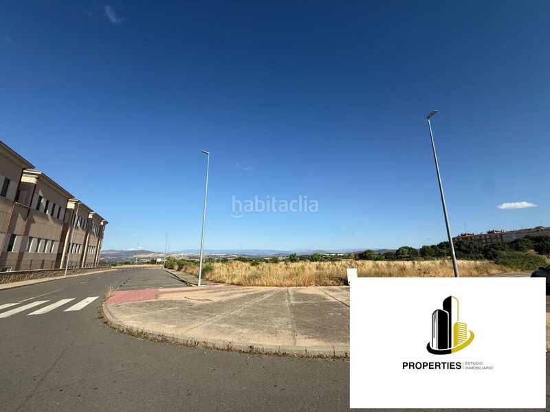 Foto be3d63a8-547f-4256-879b-898f6eec517b. Terreny residencial a Guijuelo