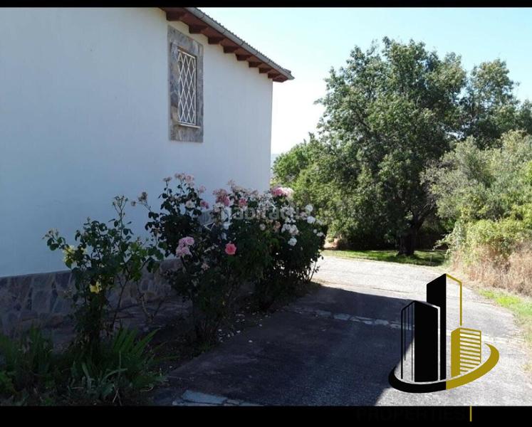 Foto 0f8069c4-f913-48fd-8bad-12cf43caa9c9. Chalet en Navalmoral de Béjar