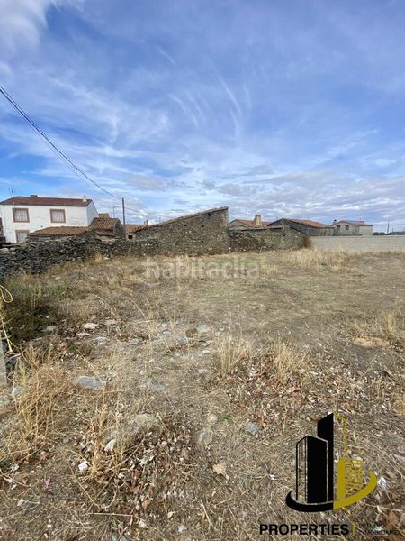 Foto 0416fd26-0c3a-485b-ba7b-06b38c05453f. Terreno residencial en Guijuelo