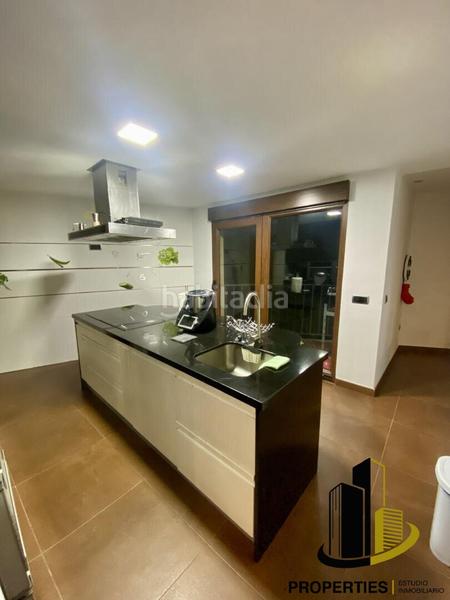 Foto d747d2a5-e2ee-46b2-aaa2-12a72a6f5ca4. Casa in Puerto de Béjar