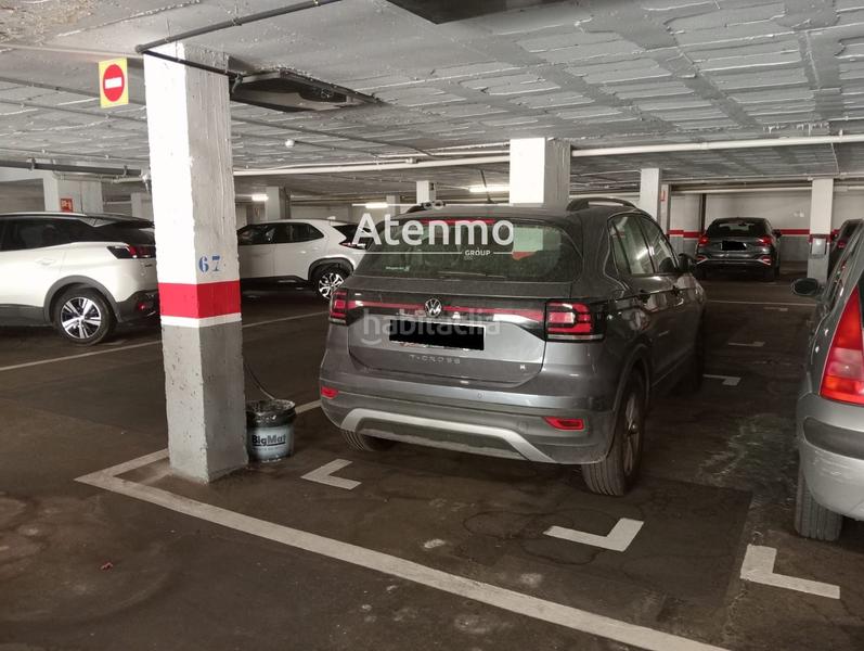 Foto 58acf2ac-87ea-4467-ba57-9698e82ed910. Parking voiture dans Horta Barcelona