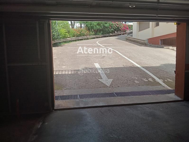 Foto 94ae3d4b-bbc3-4bcb-addd-b825088be4af. Parking voiture dans Horta Barcelona