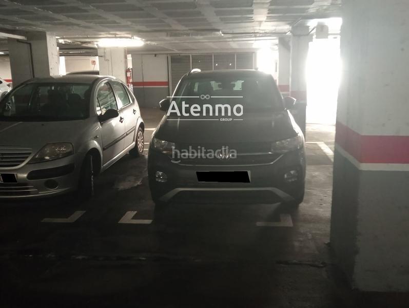 Foto 95f66500-9a8e-4f4d-a01e-b84508fe91f8. Parking voiture dans Horta Barcelona