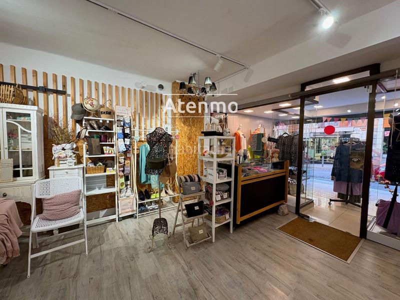 Foto 3a7b1089-80c1-47de-8901-3fa0c36efc14. Traspàs local comercial a Horta Barcelona