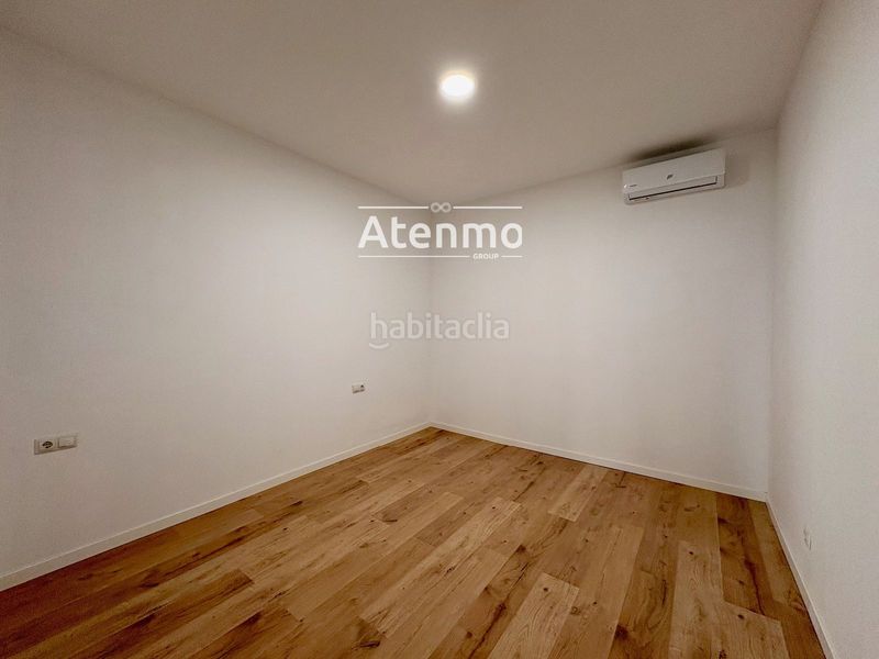 Foto 49037558-61e6-4249-9c25-deb3605c712a. Pis a Raval Barcelona