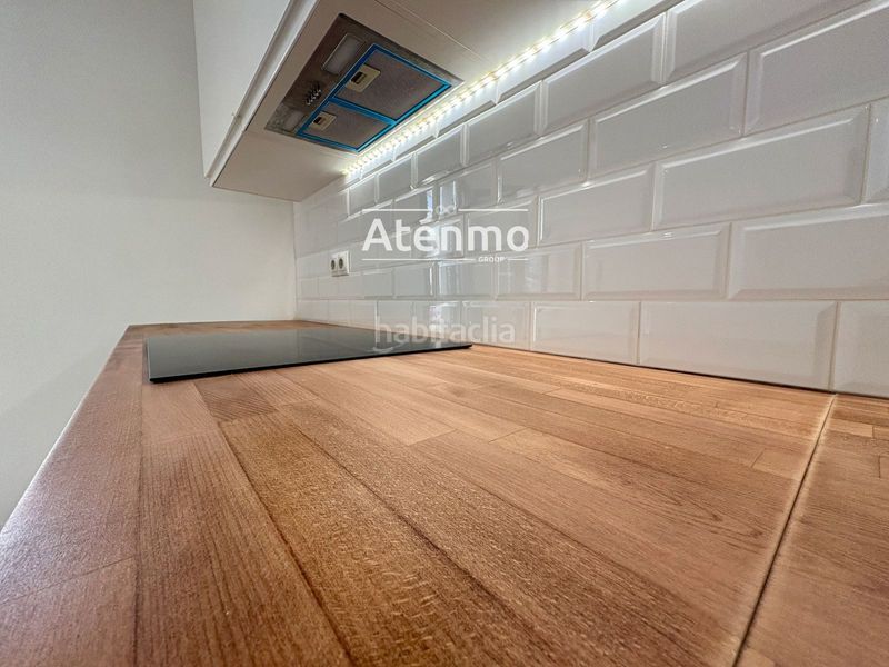 Foto ff0649d1-17b7-484d-ac17-b8285268141a. Pis a Raval Barcelona