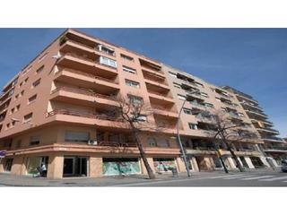 Pis  Anselm clavé. Oportunidad de inversión inmueble alquilado en salt
