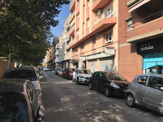 Locale commerciale  Saragossa. Local en venta en girona